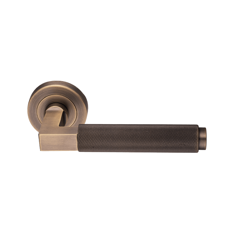 Aluminium Knurled Lever Door Handle On Rose Antique Brass